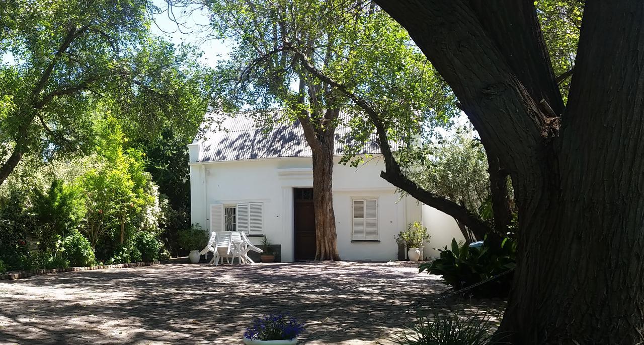 Little Green World Beaufort West Exteriör bild