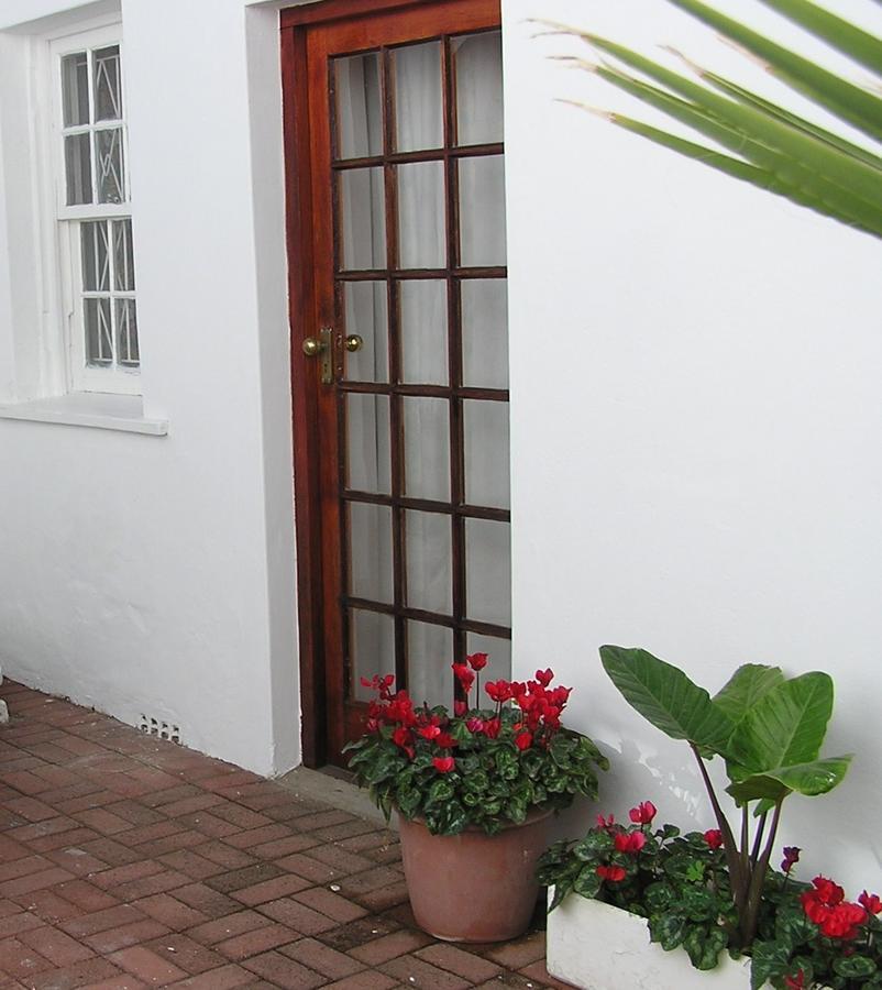 Little Green World Beaufort West Exteriör bild